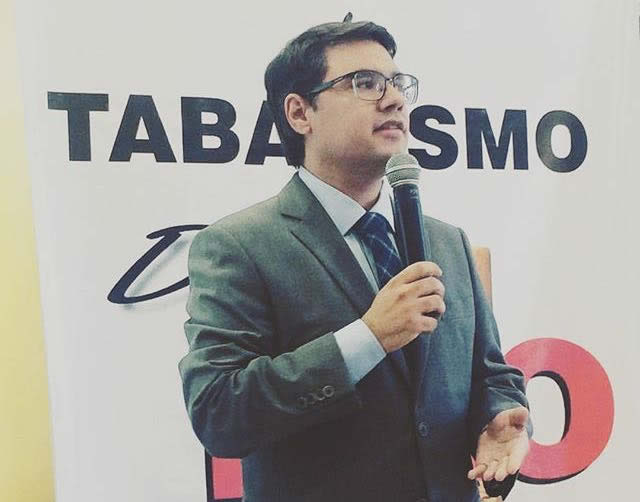 Dr. Rodrigo Costa